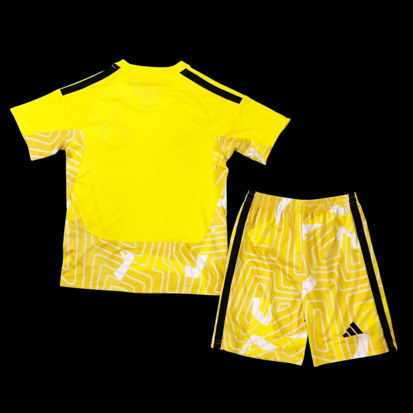 https://maxikits.com/wp-content/uploads/2026/01/1975a235.jpg