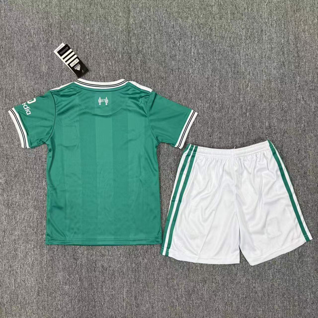 25/26 Ensemble Enfant Liverpool Extérieur