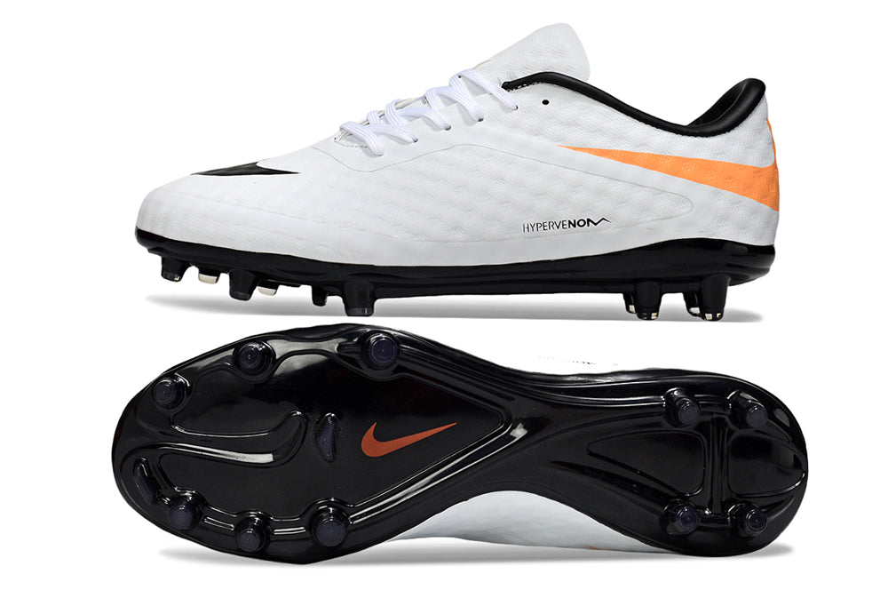Crampons Hypervenom phantom