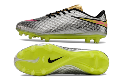 Crampons Hypervenom élite