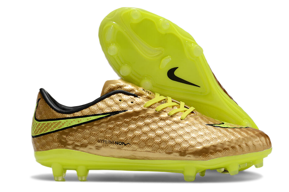 Crampons Hypervenom phantom