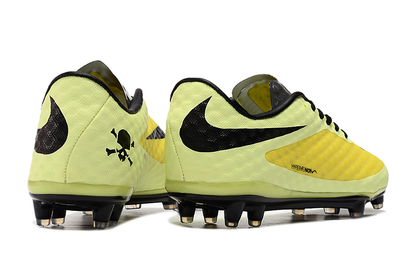 Crampons Hypervenom élite