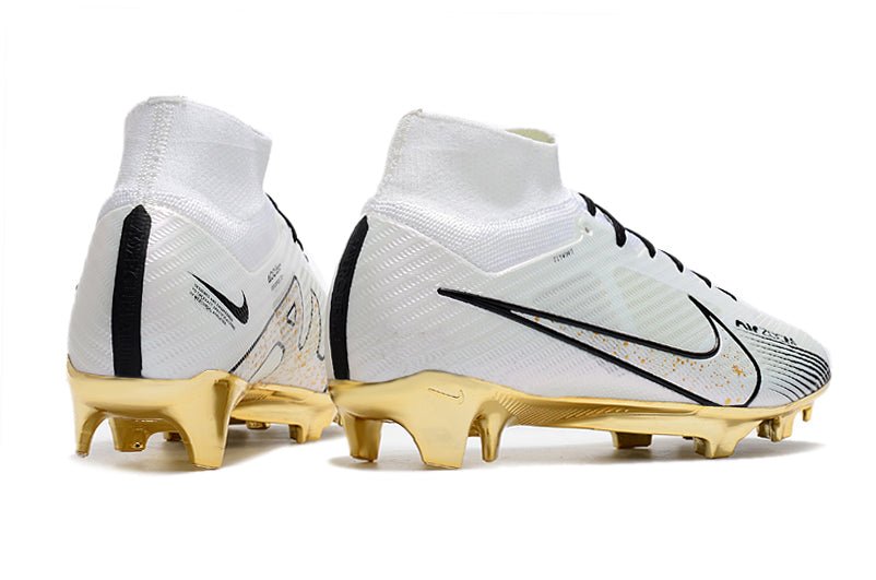 Crampons  Mercurial Superfly IX Elite
