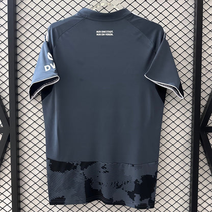 Maillot 25/26 Eintracht Francfort  Third
