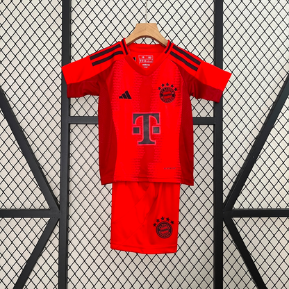 24/25 Ensemble Enfant Bayern Munich